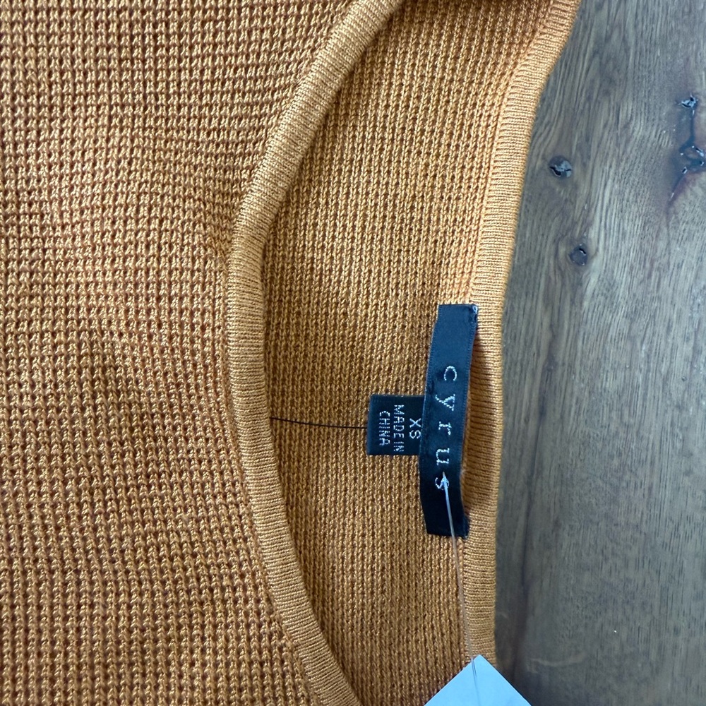 Gold Women's Sweater - Picture 2 of 2